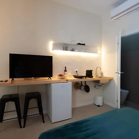 Lisbon Studios Гостевой дом Лиссабон