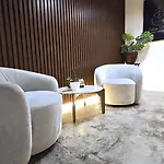 Lisbon Studios Guest house 3*